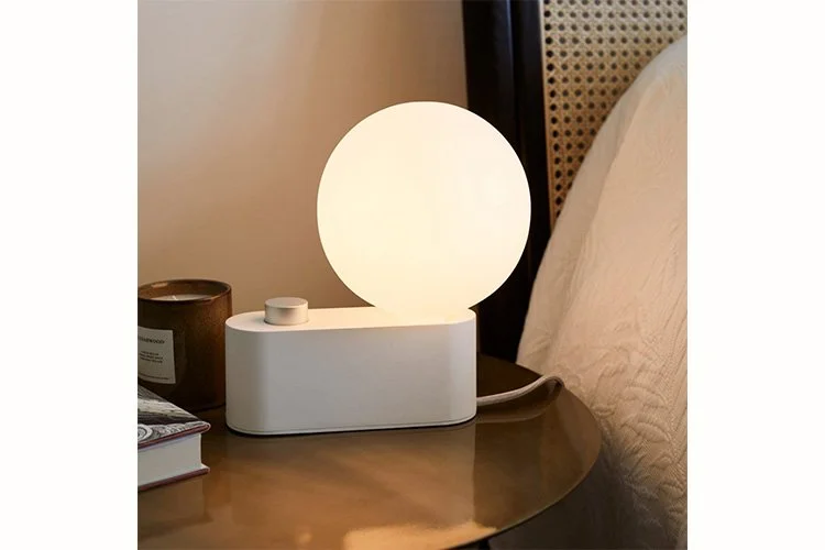 EWFModern_Alumina_Table_Lamp_801_WEB14.jpg