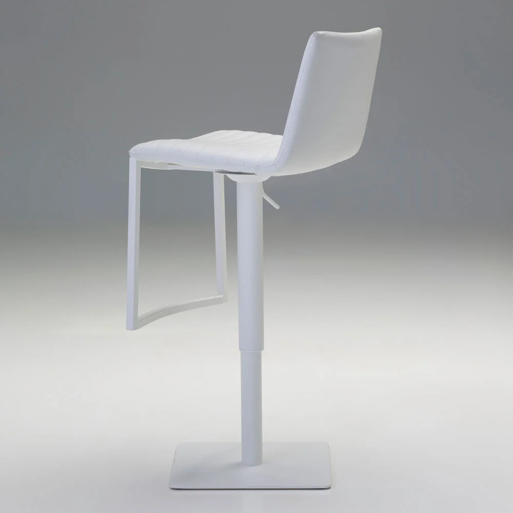 EWFmodern_Stool_5025_WEB (4).jpg