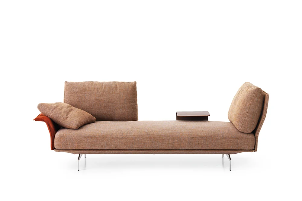 EWFmodern_SofaSectioal_2695_WEB_01.jpg