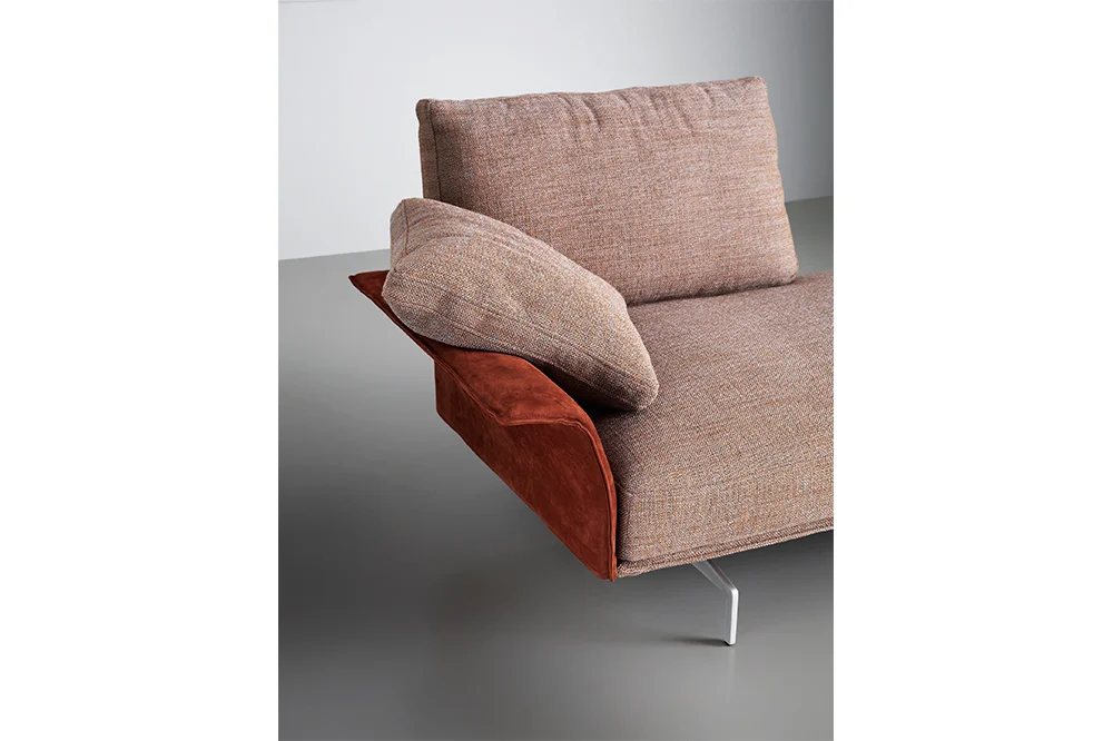 EWFmodern_SofaSectioal_2695_WEB_03.jpg