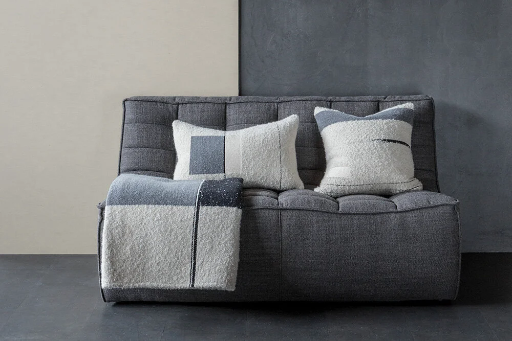 EWFModern_Throw_1596_WEB_04.jpg