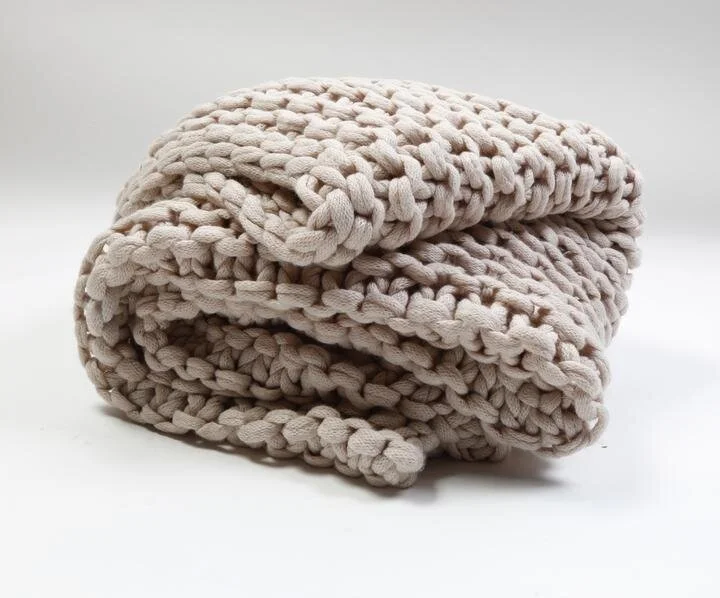 EWFModern_Throw_1659_HIGH_05.jpg