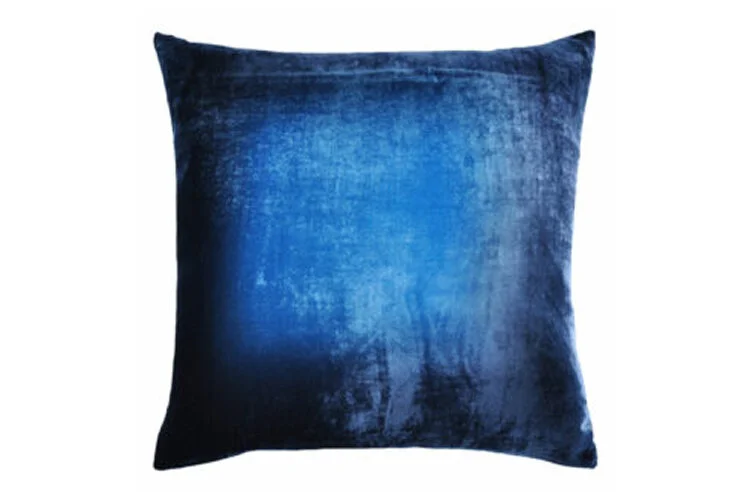 EWFModern_AccentPillow_1311_WEB_05.jpg