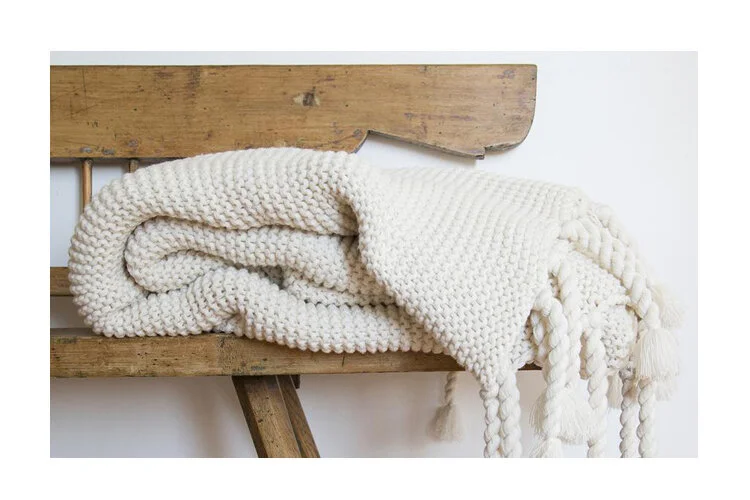 EWFModern_Blanket_1706_WEB_06.jpg