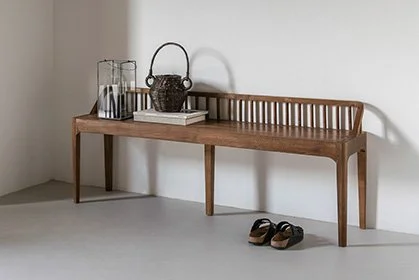 BENCHES, OTTOMANS + POUFS