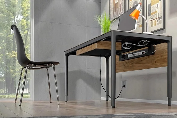 EWFModern_Luma_Office_Desk_916_WEB14.jpg