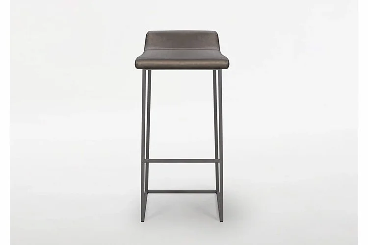 EWFmodern_zoey-stool_5105_WEB02.jpg