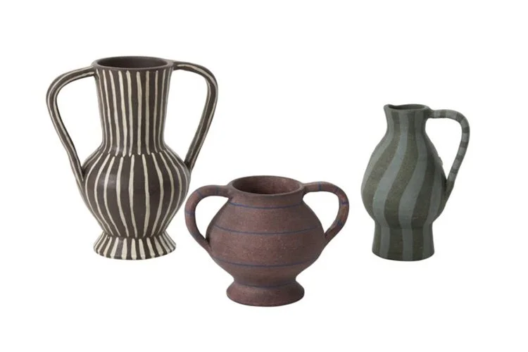 EWFMdern_rhysa_vase_14532_WEB02.jpg