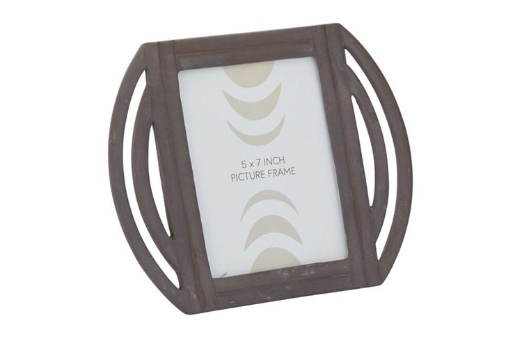 EWFModern_frame_13280_WEB02.jpg