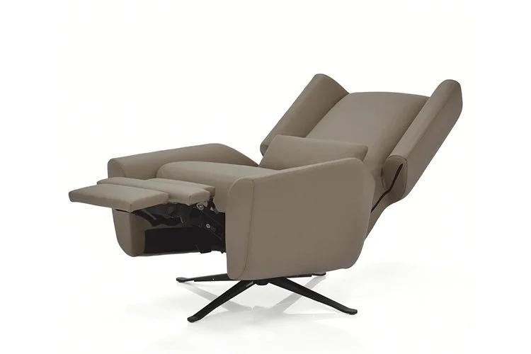 EWFModern_leia_recliner_WEB02.jpg
