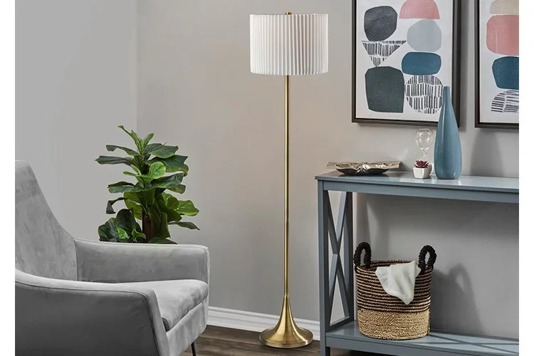 EWFModern_Eli_floor_lamp_524_WEB05.jpg