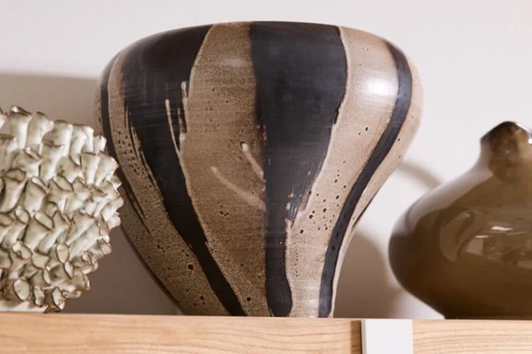 EWFMdern_atwood_vase_14531_WEB08.jpg