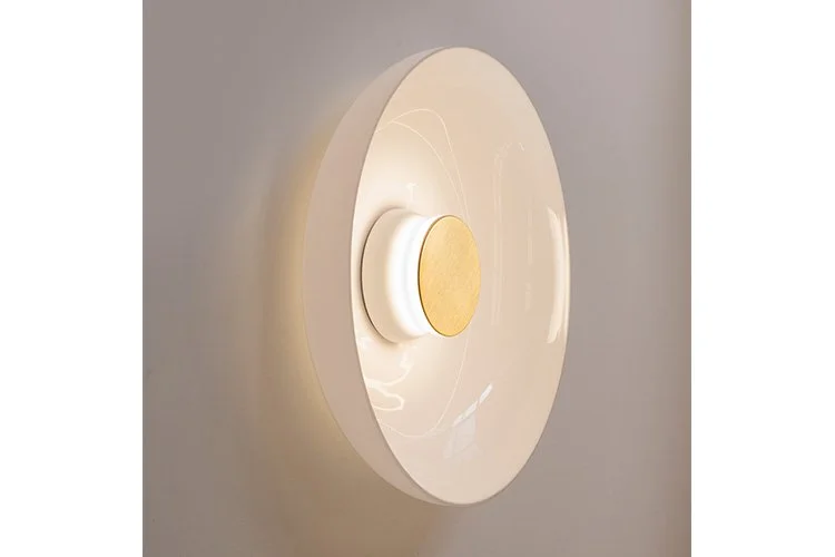 EWFModern_totem_glass_CD_sconce_533_WEB07.jpg