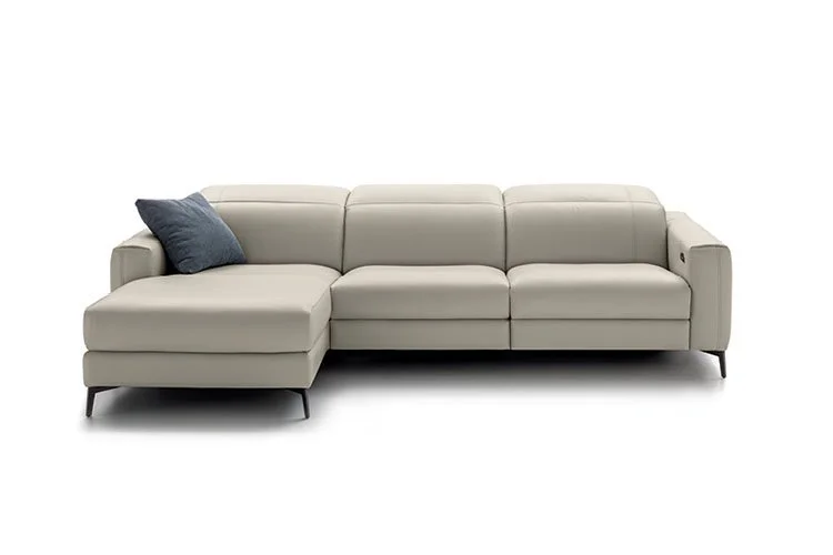 EWFModern_pisa_sofa_12613_WEB03.jpg