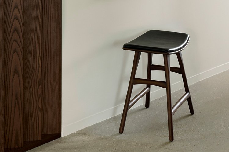 EWFModern_Osso_bar_stool_5109_WEB33.jpg