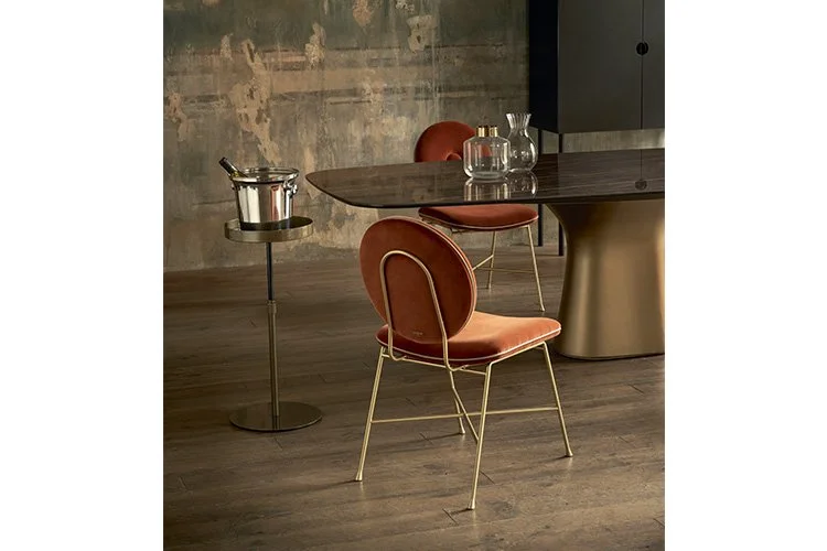 EWFModern_podium_dining_table_9110_WEB08.jpg