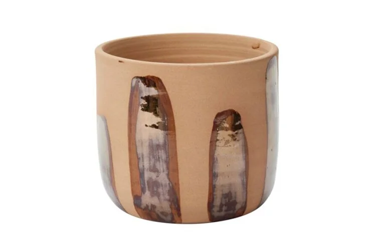 EWFMdern_brushstroke_vase_14538_WEB01.jpg