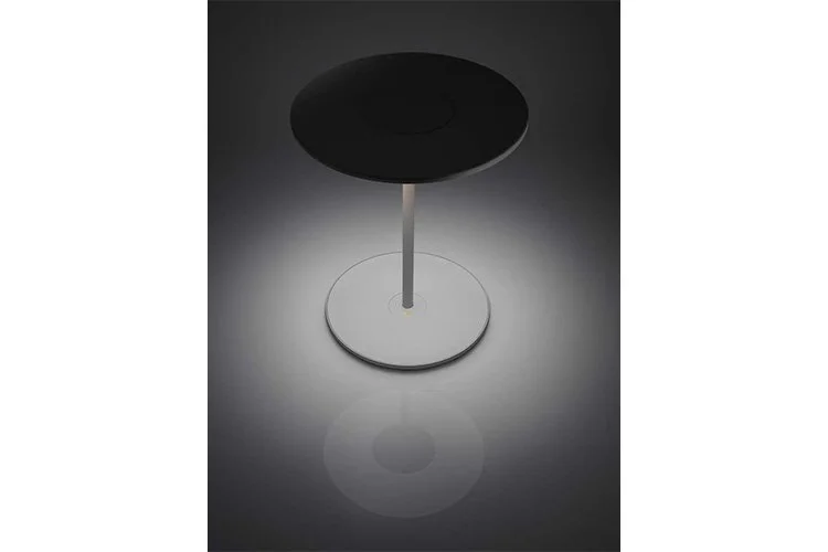 EWFmodern_TableLamp_522_ls_WEB+(3).jpg