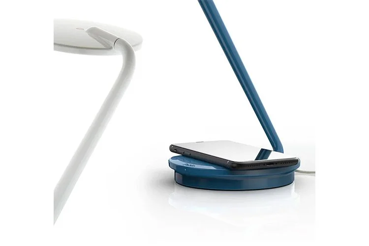 EWFmodern_TaskLamp_537_WEB_06.jpg