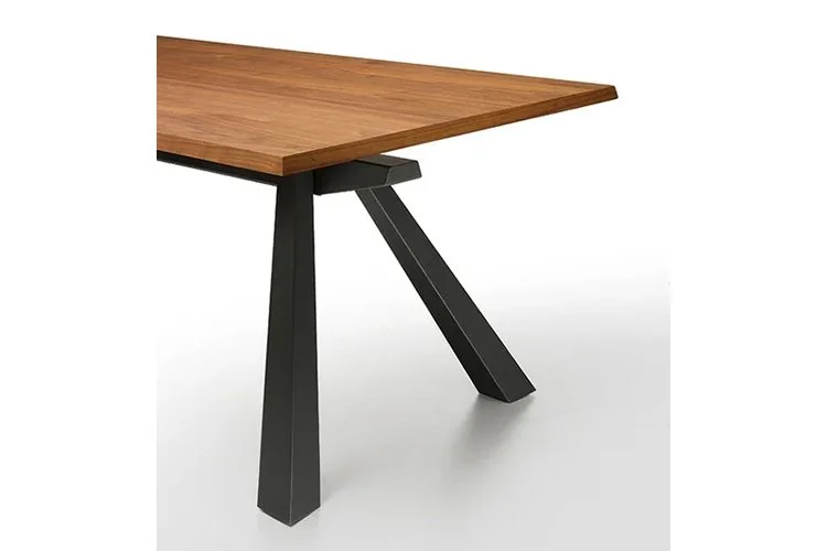 EWFmodern_Dining_Table_9067_WEB_01.jpg
