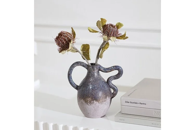EWFModern_vase_13277_WEB04.jpg