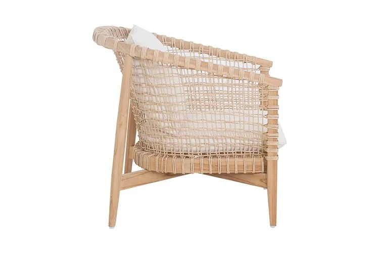 EWFModern_kuna_outdoor_chair_8068_WEB01.jpg