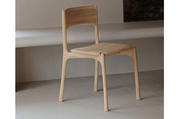EWFMdern_pi_chair_9042_WEB02.jpg