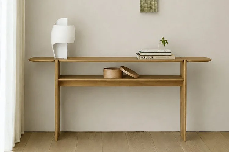 EWFModern_console_WEB01.jpg