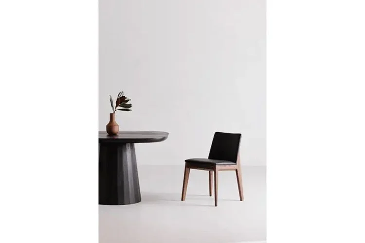 EWFModern_deco_chair__WEB05.jpg