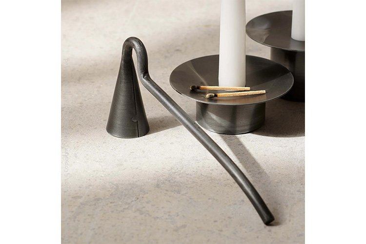 EWFModern_jasper_candle_snuffer_13925_WEB04.jpg