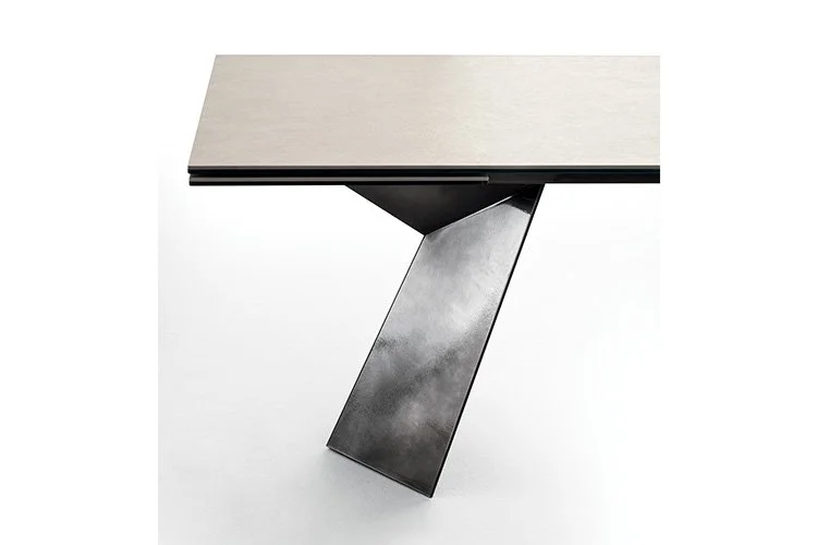 EWFModern_fiandre_ex_dining_table_9074_WEB03.jpg