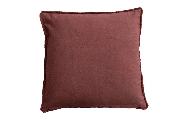 EWFModern_pillow_1325_WEB02.jpg