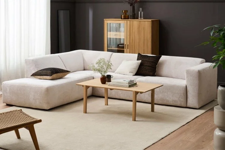 EWFModern_gardenia_sofa_2892_WEB06.jpg