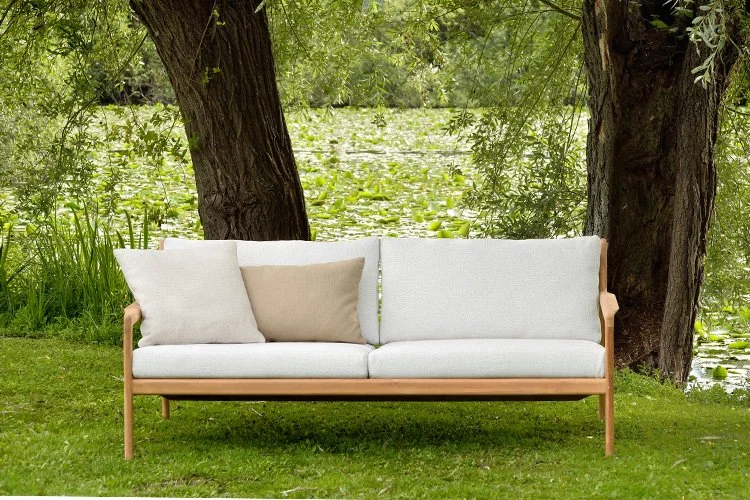EWFModern_jack_outdoor_sofa_WEB07.jpg