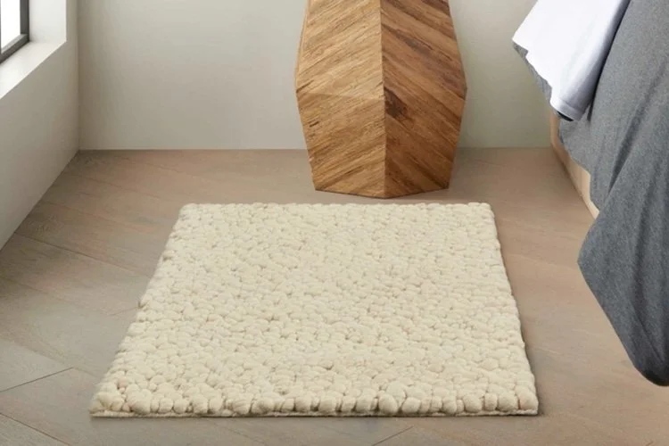 EWFModern_ivory_rug_2001-01_WEB02.jpg