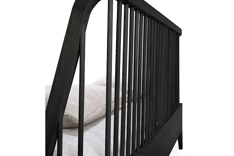 EWFModern_spindle_bed_2330_WEB03.jpg