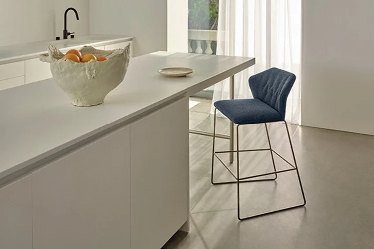 EWFModern_NewYork_stool_WEB01.jpg