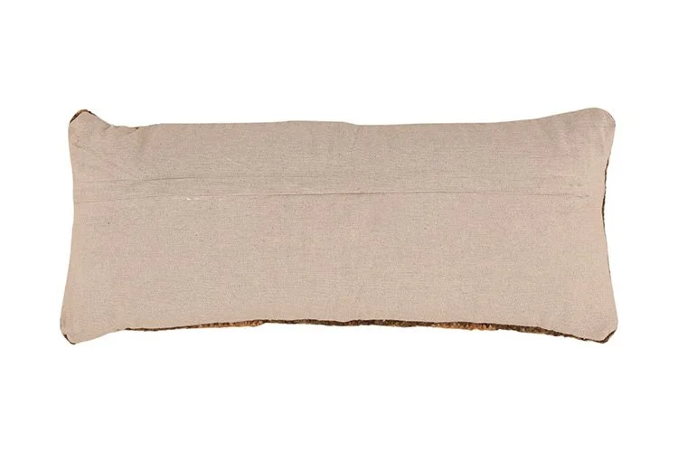 EWFModern_rivelle_pillow_1317_WEB02.jpg
