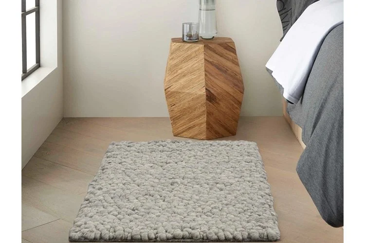 EWFModern_ivory_grey_rug_2001-02_WEB02.jpg