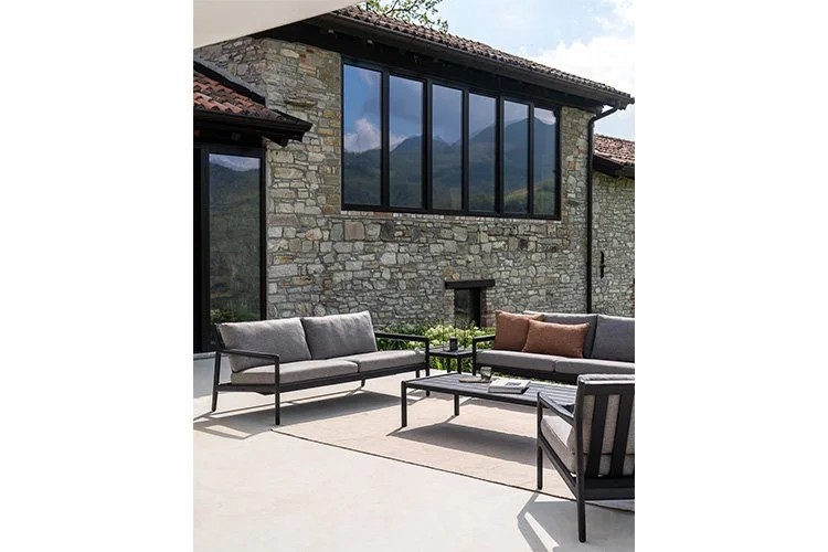 EWFModern_jack_outdoor_sofa_WEB09.jpg