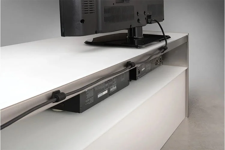 EWFModern_absolute_cabinet_3990_WEB03.jpg