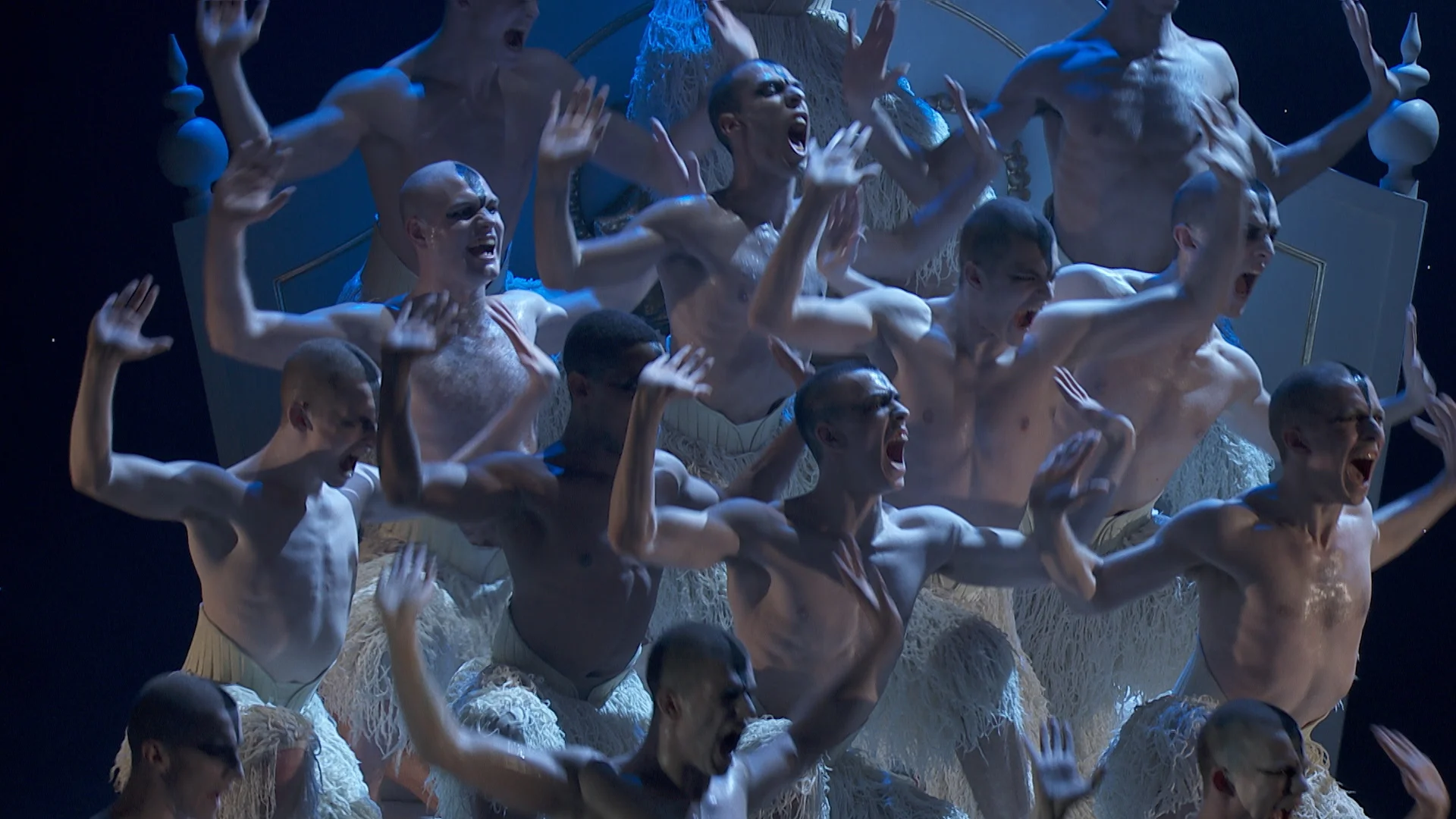 190227_Swan Lake_Cinema TRAILER_2CH_WEBSITE.00_00_43_01.Still009.jpg