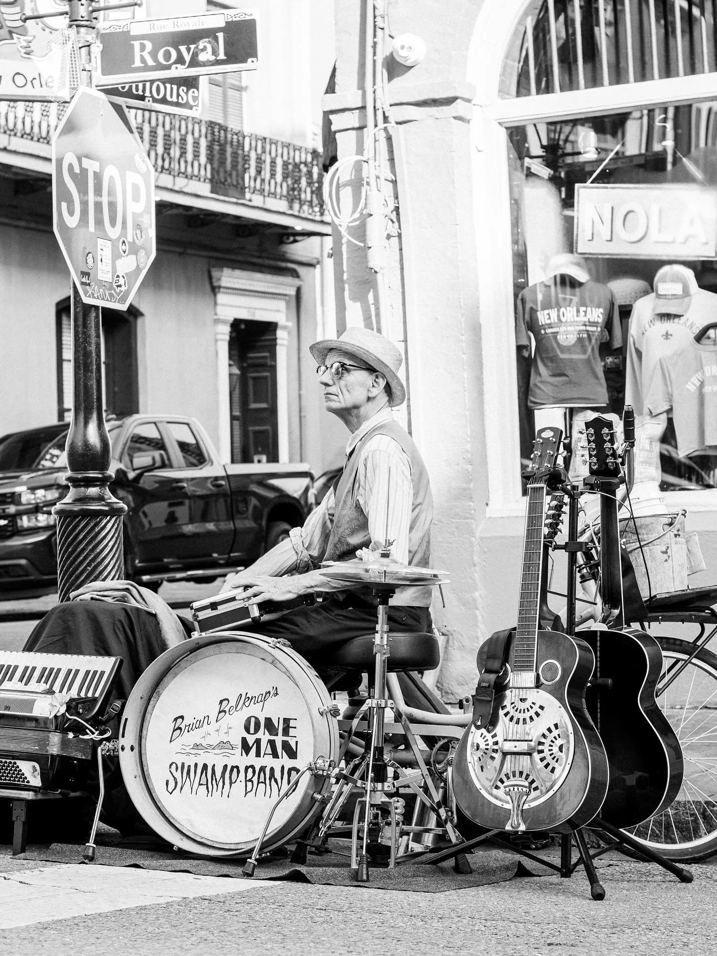 The One Man Swamp Band on Royal | New Orleans 2025 #neworleans #neworleansphotographer #neworleansphotography #frenchquarternola #bw #blackandwhitephotography #blackandwhitephotograph #streetphotographer