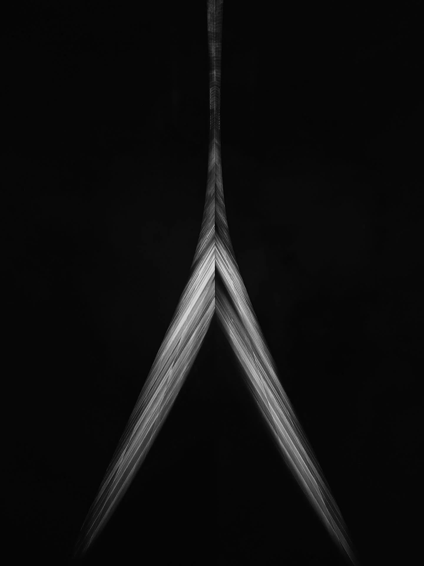 The Arch at Night | St. Louis 2025 #stlouis #stl #thearch #blackandwhitephoto #streetphotographer