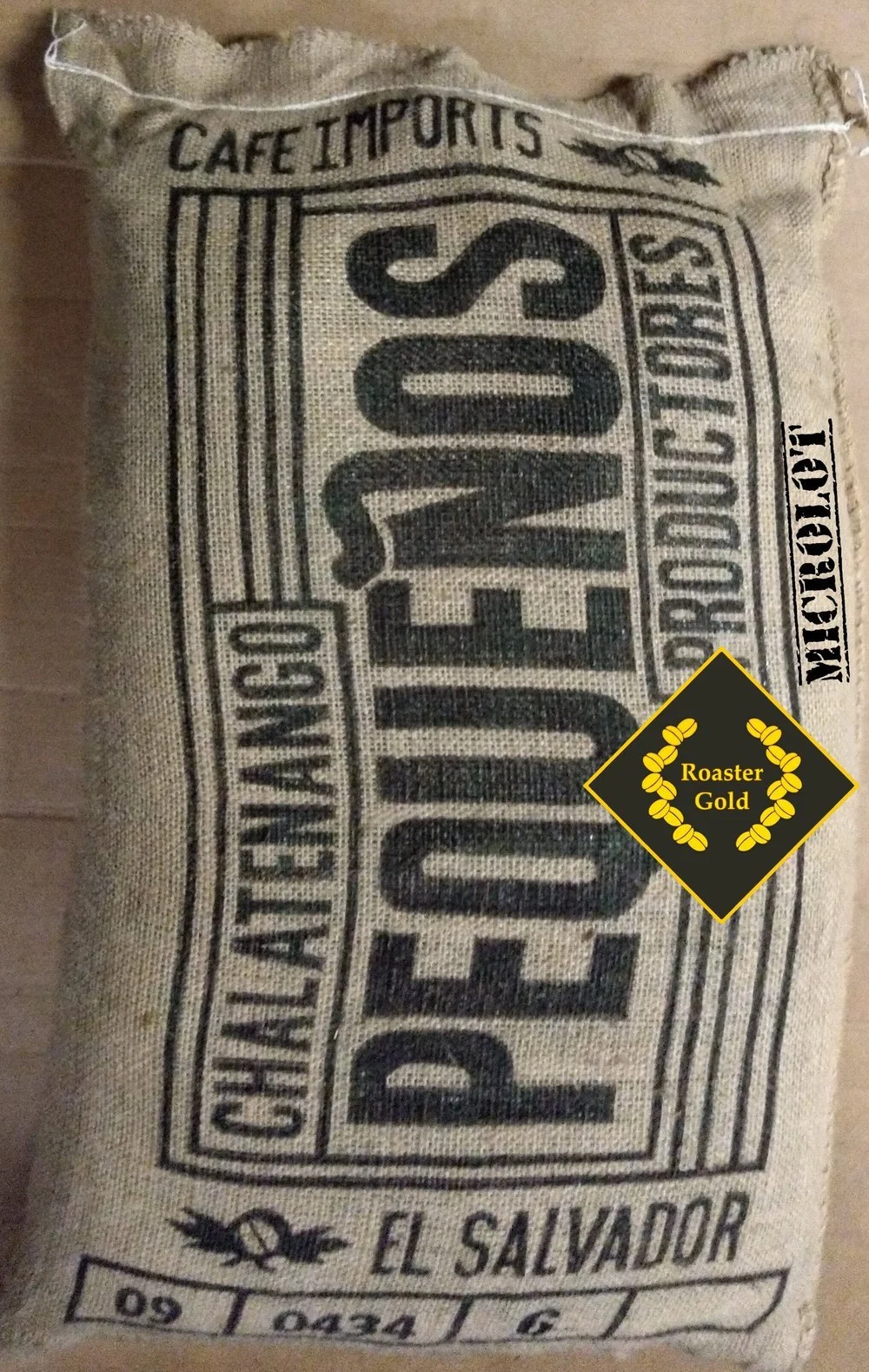 December's Contrasting Coffee: El Salvador Chalate Geisha