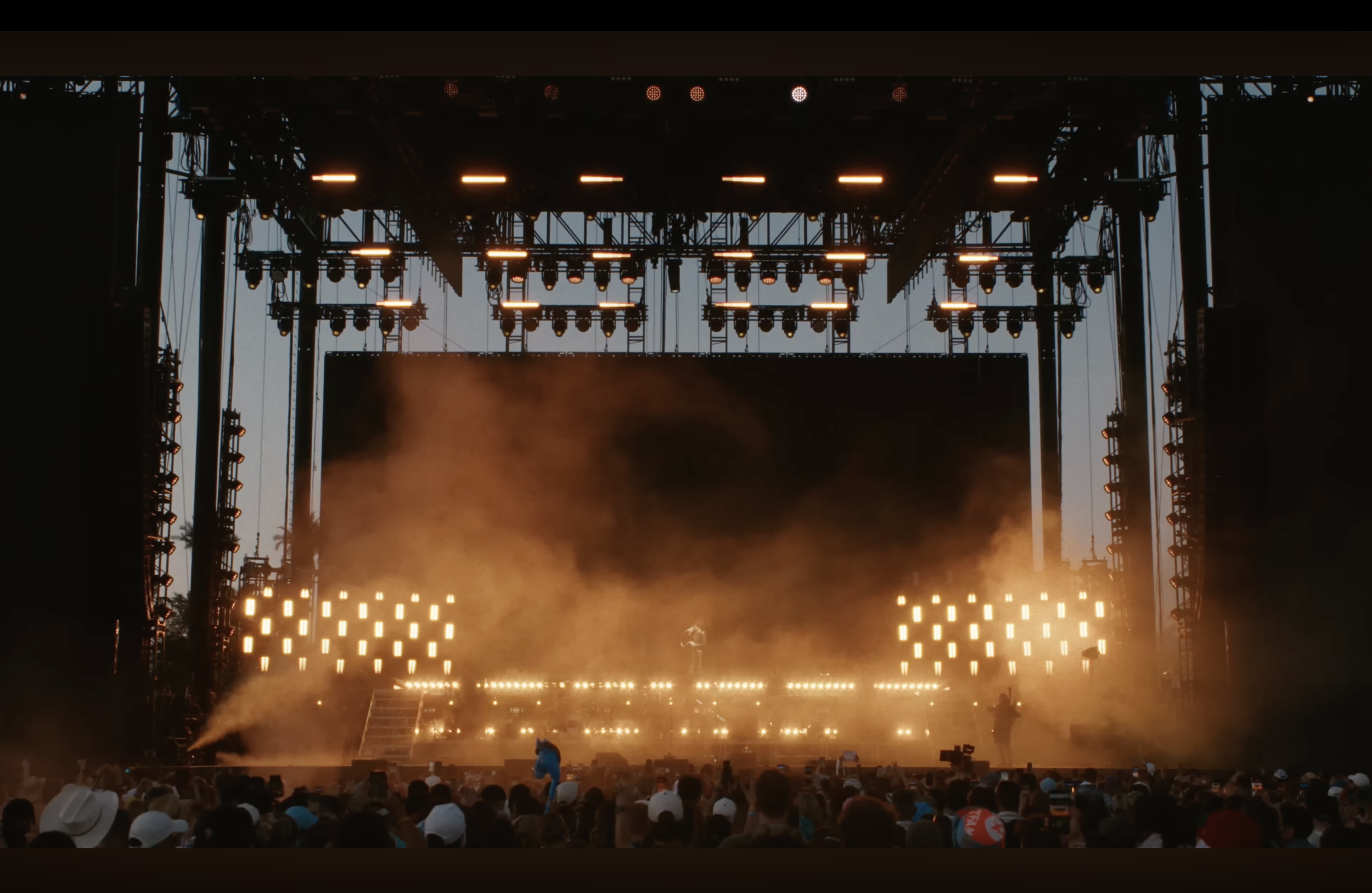 Sombr Coachella 202600007.png