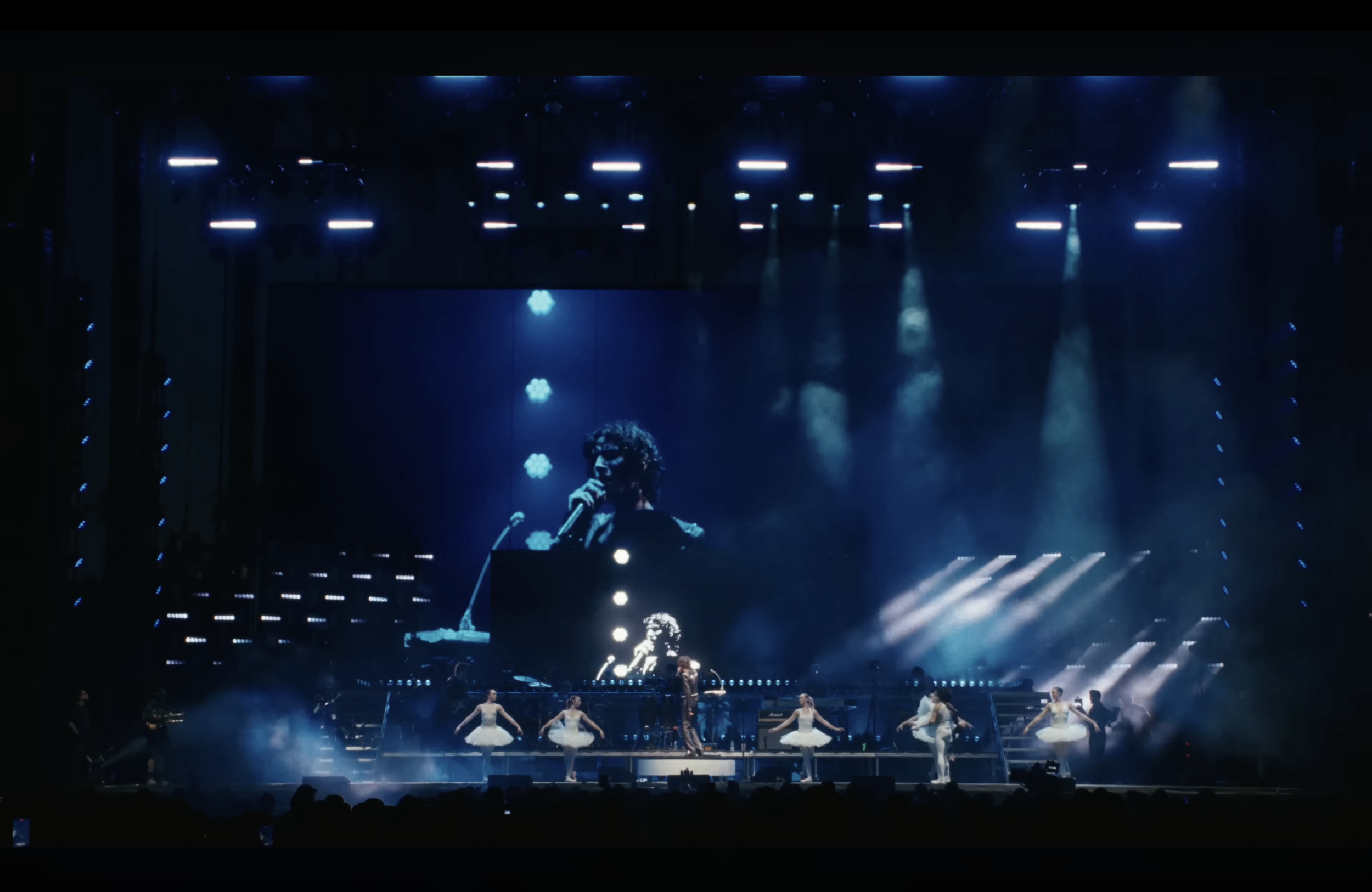 Sombr Coachella 202600015.png
