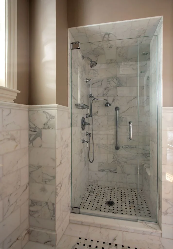 74MtVernon_AFTER.HiRes_Shower1.jpg