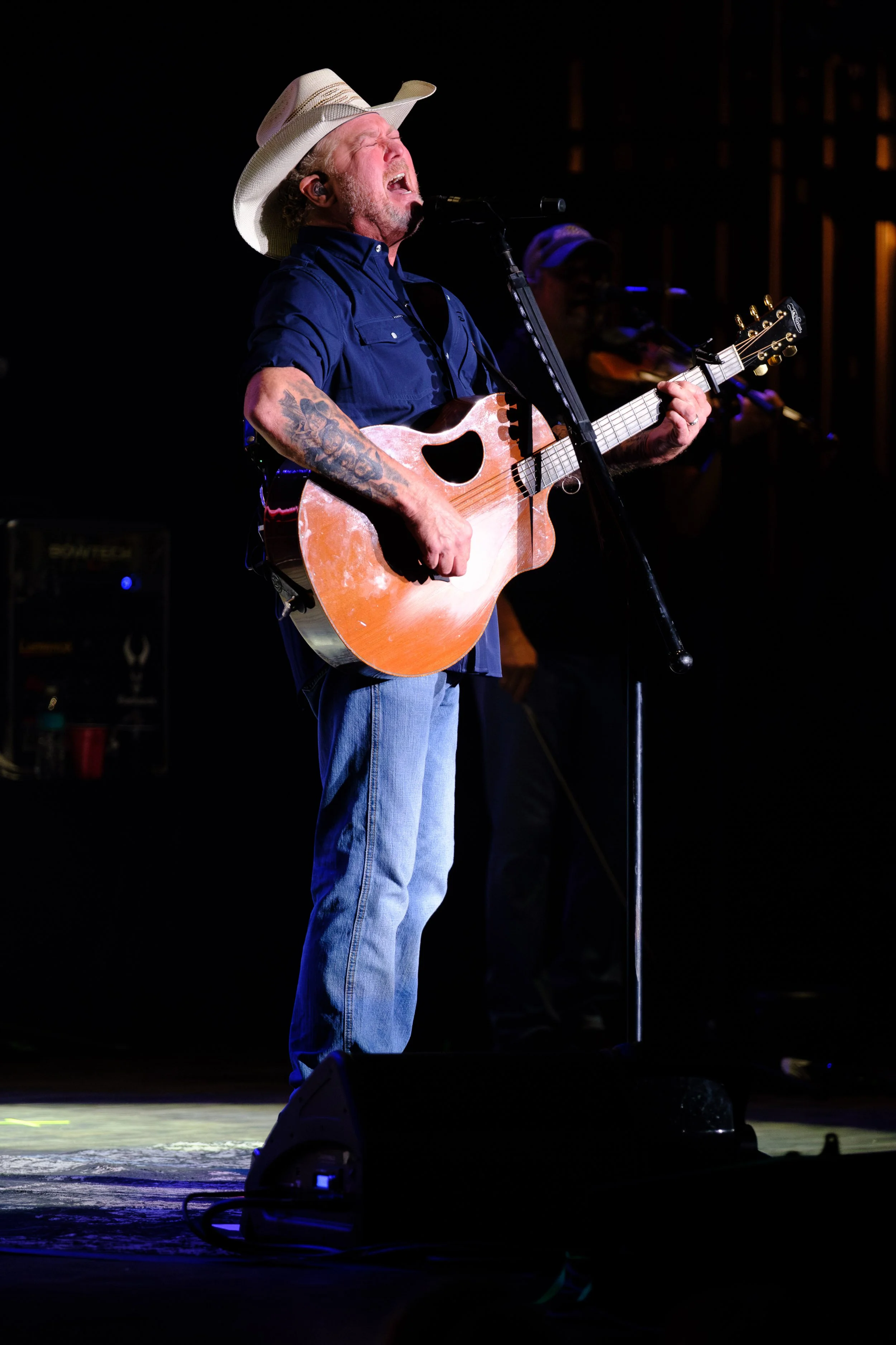 TracyLawrence-2.jpg