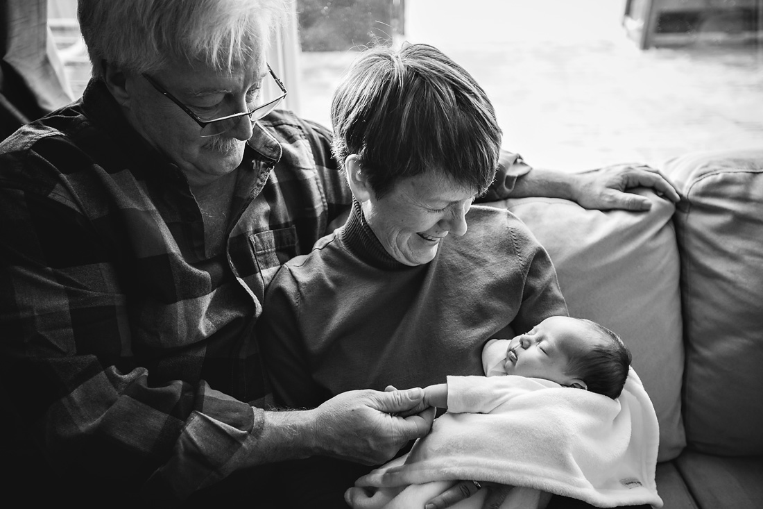 Calgary_Newborn_Photographer_031.JPG